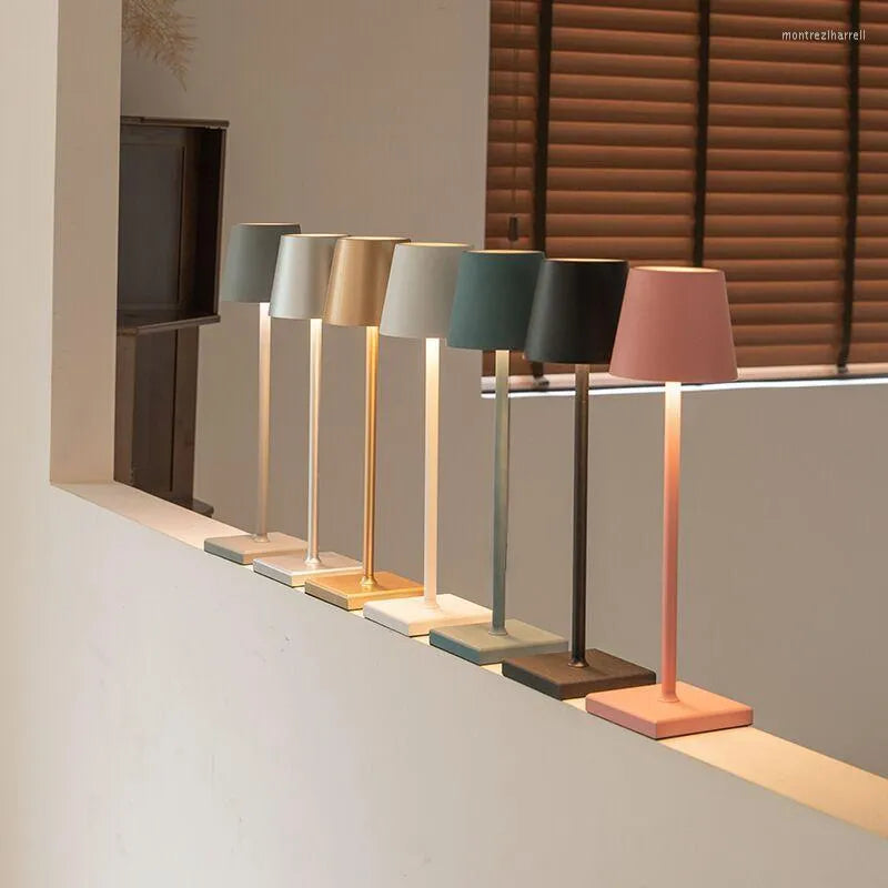 Kabellose wiederaufladbare Tischlampe