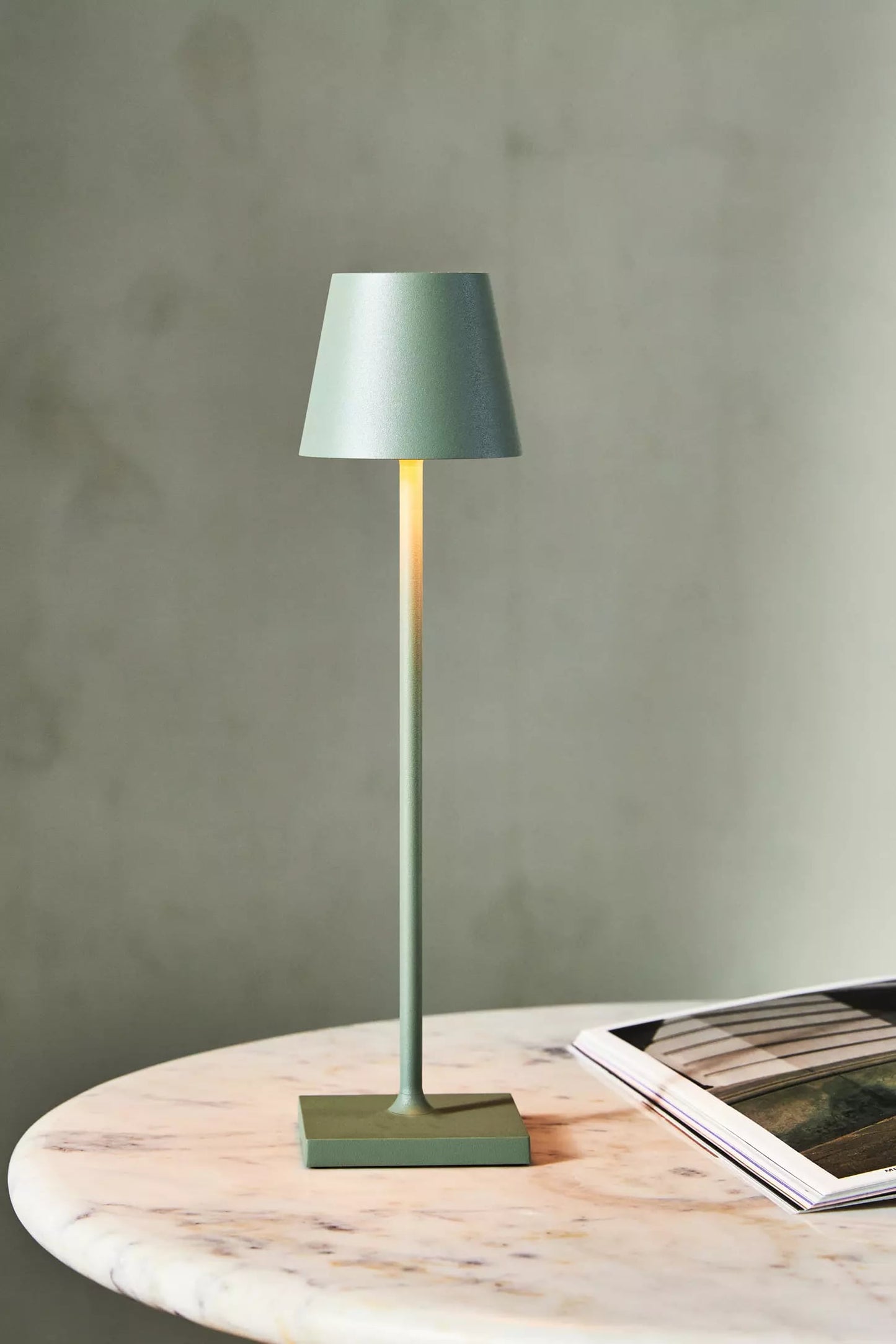 Kabellose wiederaufladbare Tischlampe