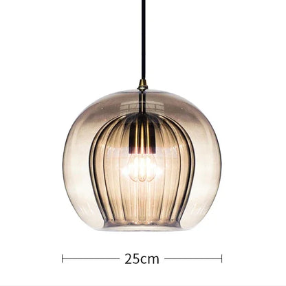 Moderner Glaslüster im Quallen-Design