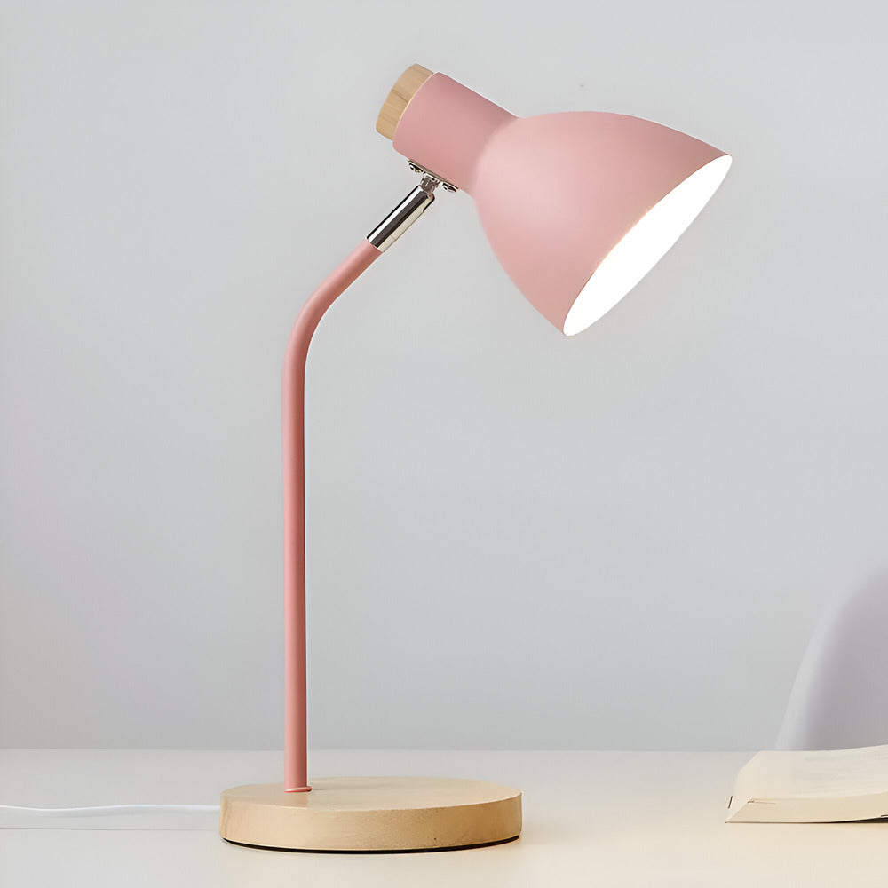 Mika – Schlichte Holz-Tischlampe