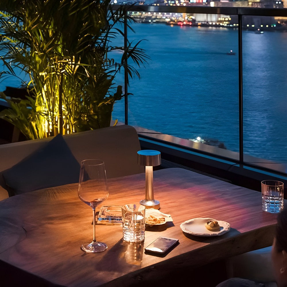 Hikari – Tragbare Warmlicht-Lampe