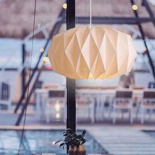 Faltbare Origami-Deckenleuchte im japanischen Stil