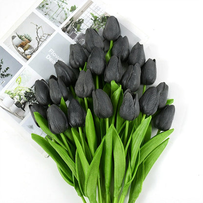 Realistische Kunsttulpen im eleganten Frühlingsstrauß
