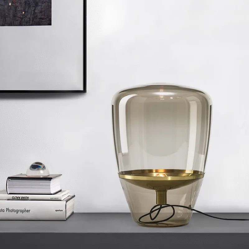 AuroraGlow – Skandinavische Designer-Glas-Tischlampe