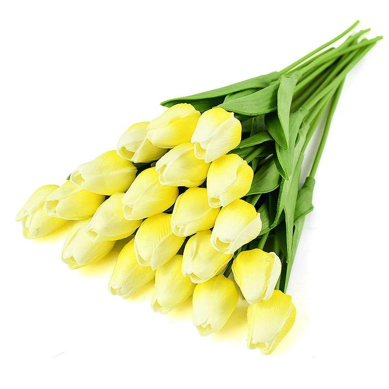 Realistische Kunsttulpen im eleganten Frühlingsstrauß