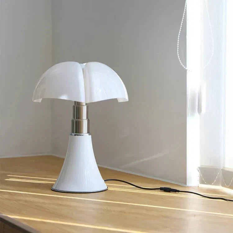 Airi – Vintage LED Designer-Tischlampe