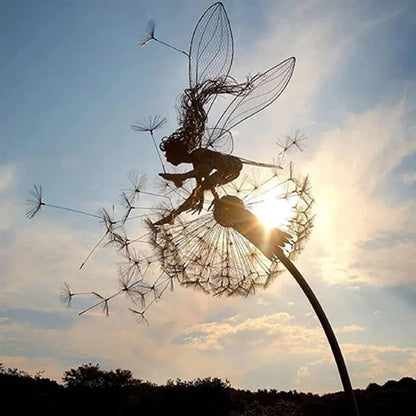 Verzauberte Elfenfiguren für magische Gartenträume