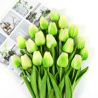 Realistische Kunsttulpen im eleganten Frühlingsstrauß