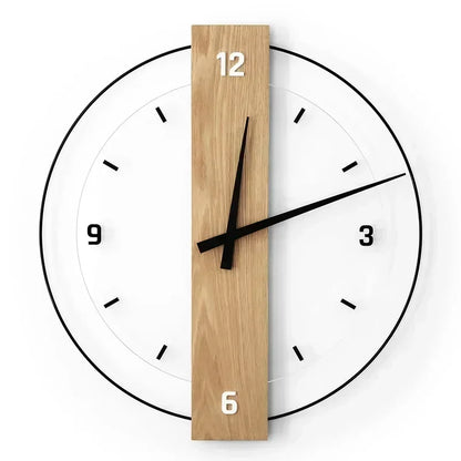 Leise Wanduhr aus Eichenholz