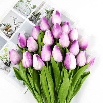 Realistische Kunsttulpen im eleganten Frühlingsstrauß