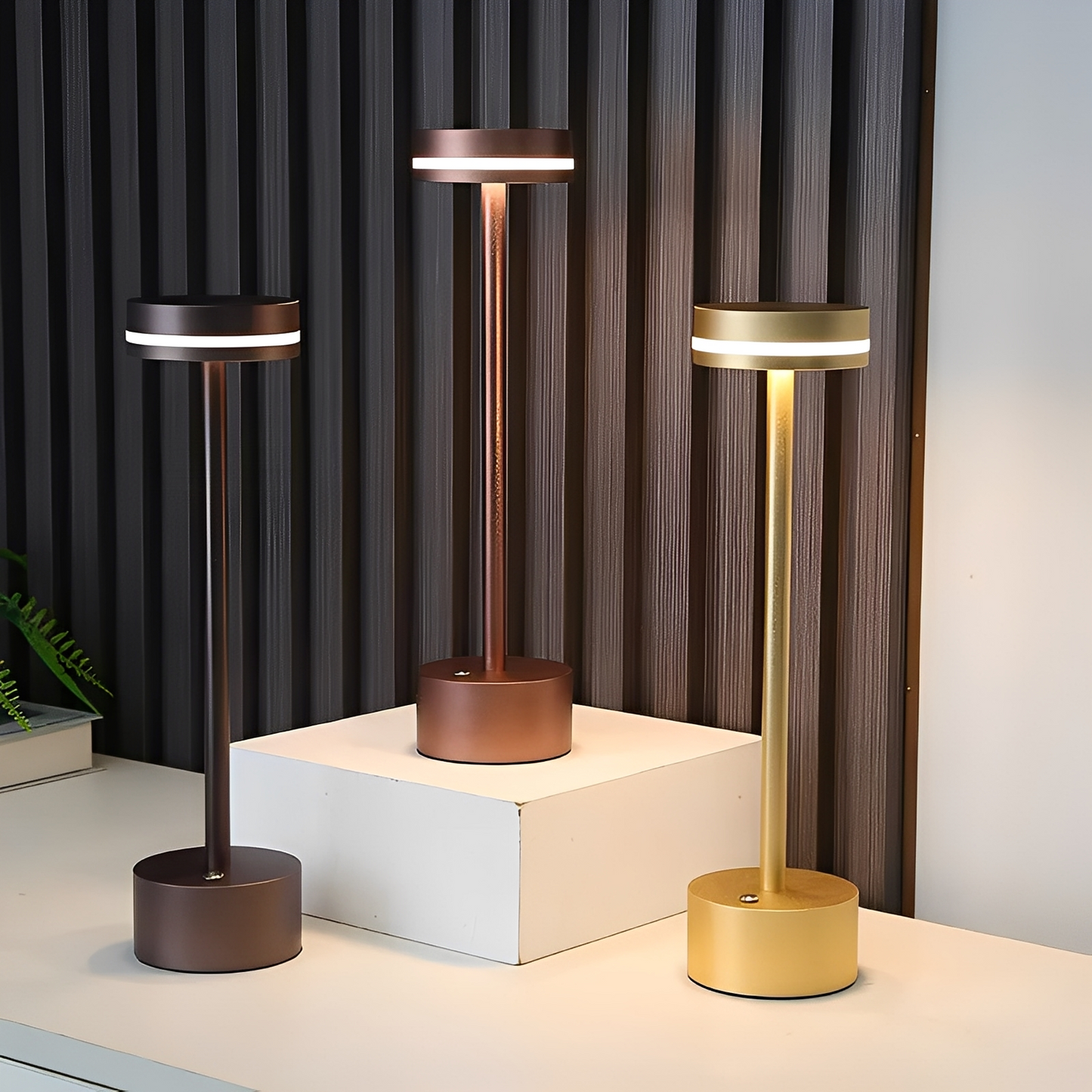 Hoshi – Cosmic Elegance LED-Tischlampe