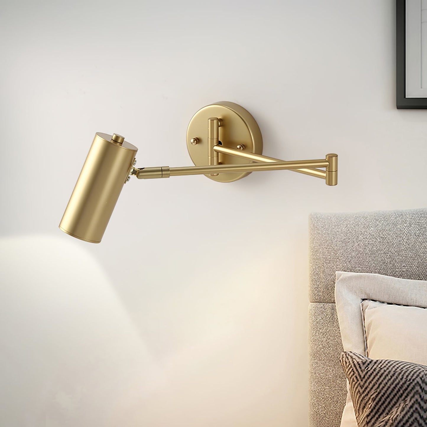 Lina – Verstellbare Wandleuchte mit Schwenkarm im modernen Design