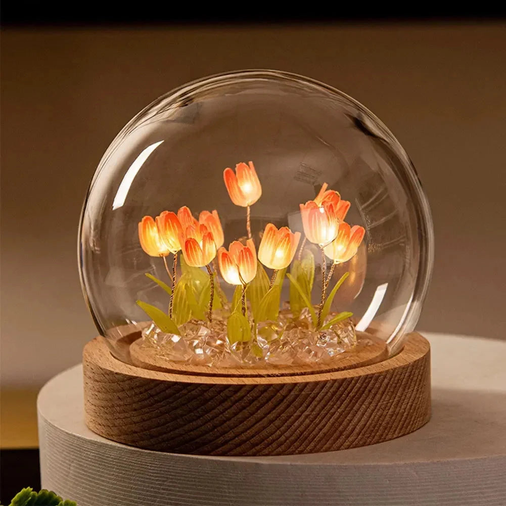 Florina – Handgemachte Tulpen-Nachtlampe mit Glasschirm
