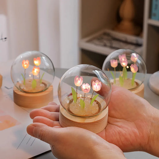 Romantisches Tulpenblumen LED-Tisch-Nachtlicht