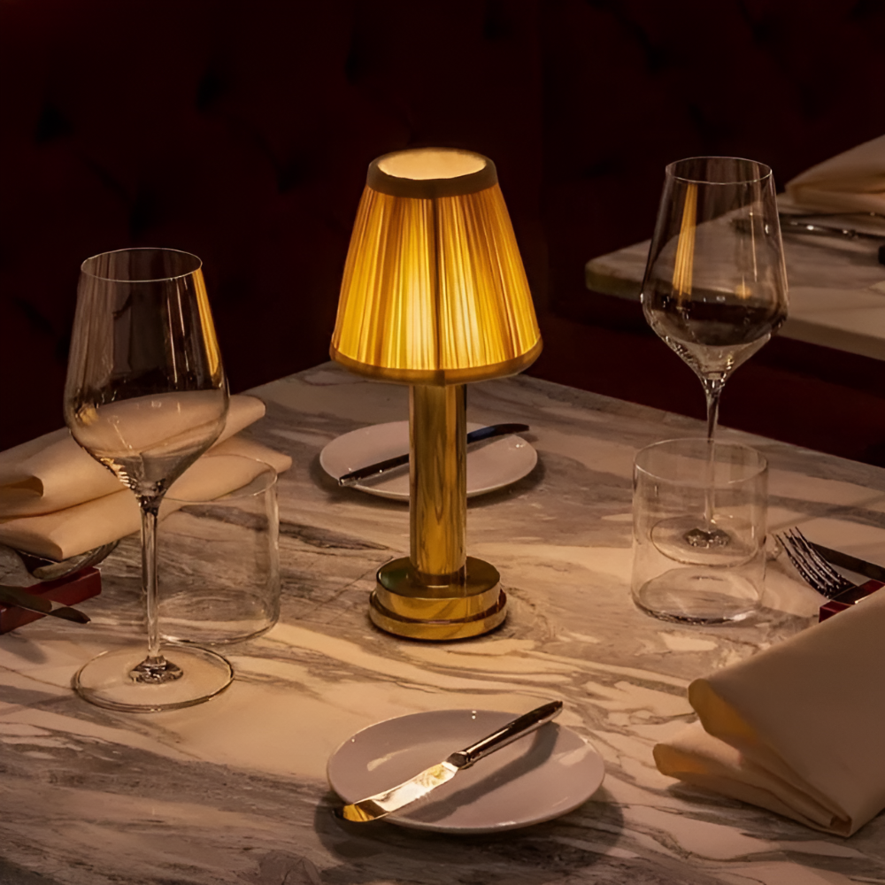 LumiGold – LED Schreibtischlampe