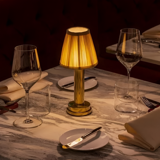 LumiGold – LED Schreibtischlampe