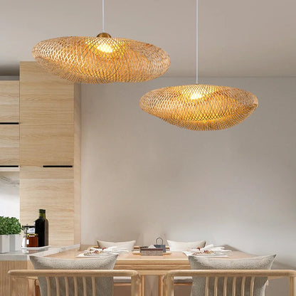 Zen-Kronleuchter aus Bambus Handgefertigtes Design