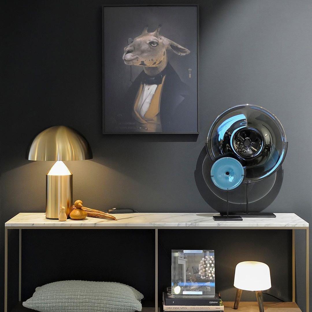 Noelia – Schlichte Nachttischlampe mit Augenschutz