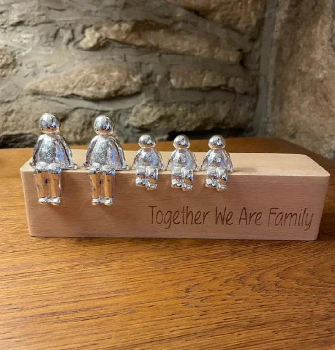 Skulptur Ewiges Lebensband – Symbol für Zusammenhalt