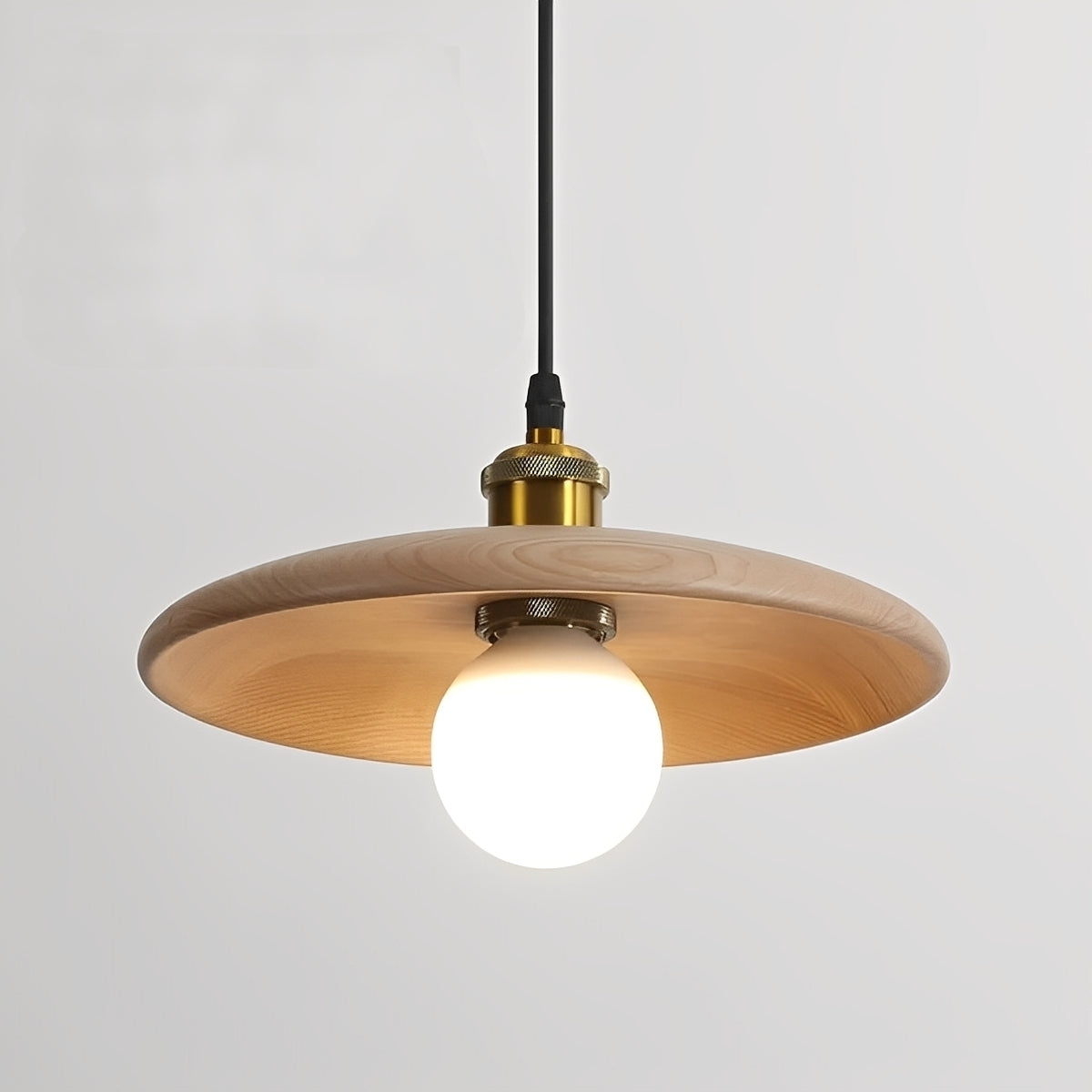 Yuri – Retro Holz-Pendelleuchte