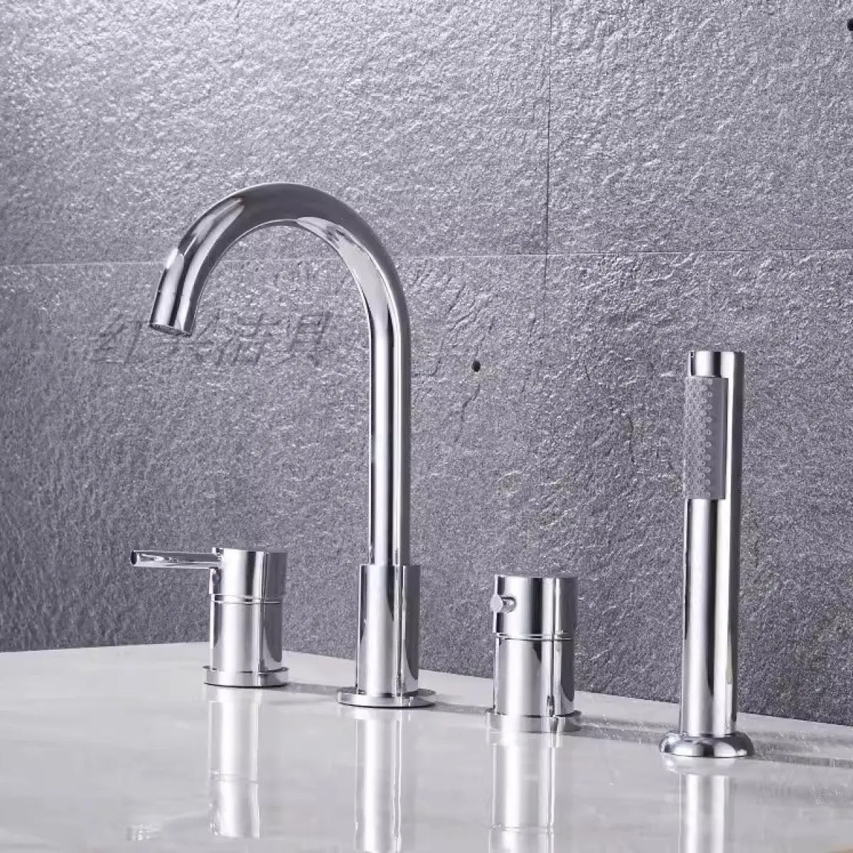 Austine – Kupfer Badewannen Wasserhahn