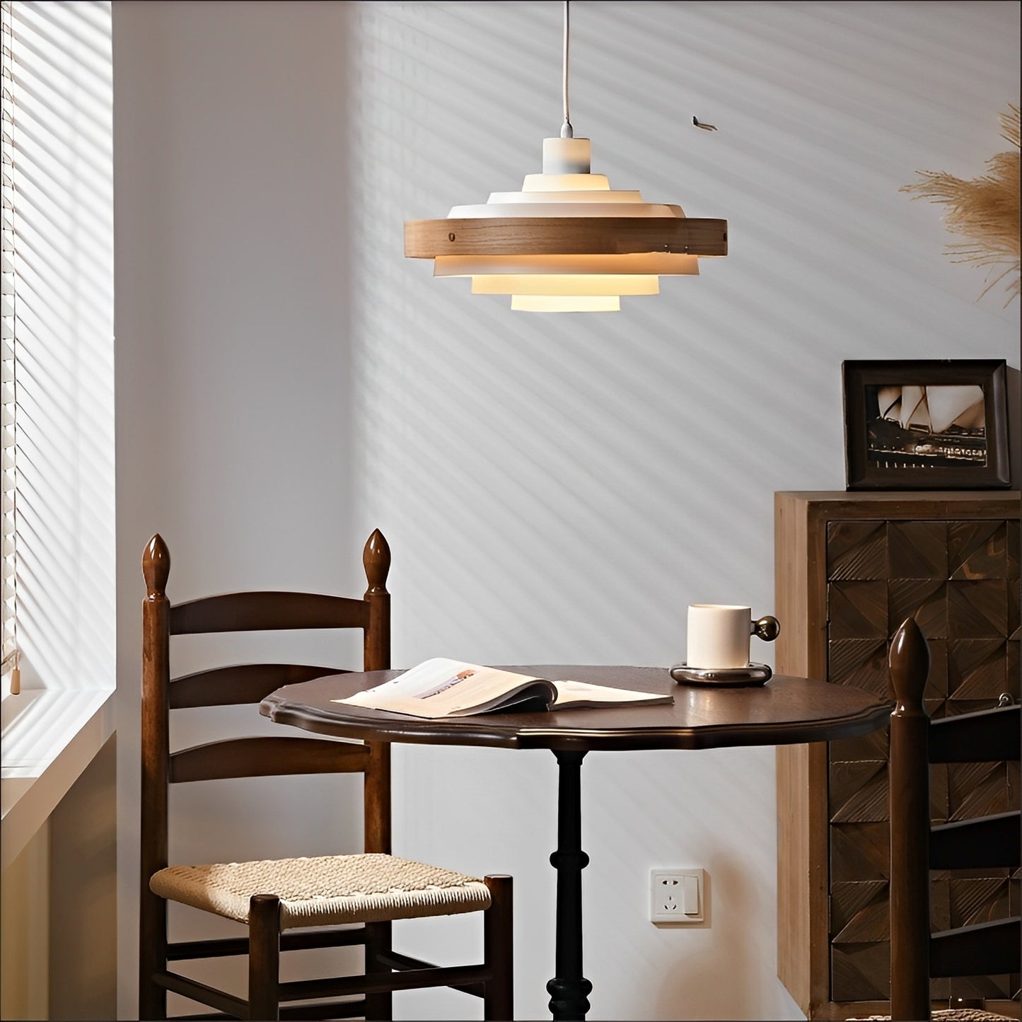 Noemi – Retro-Kronleuchter für Tisch & Theke