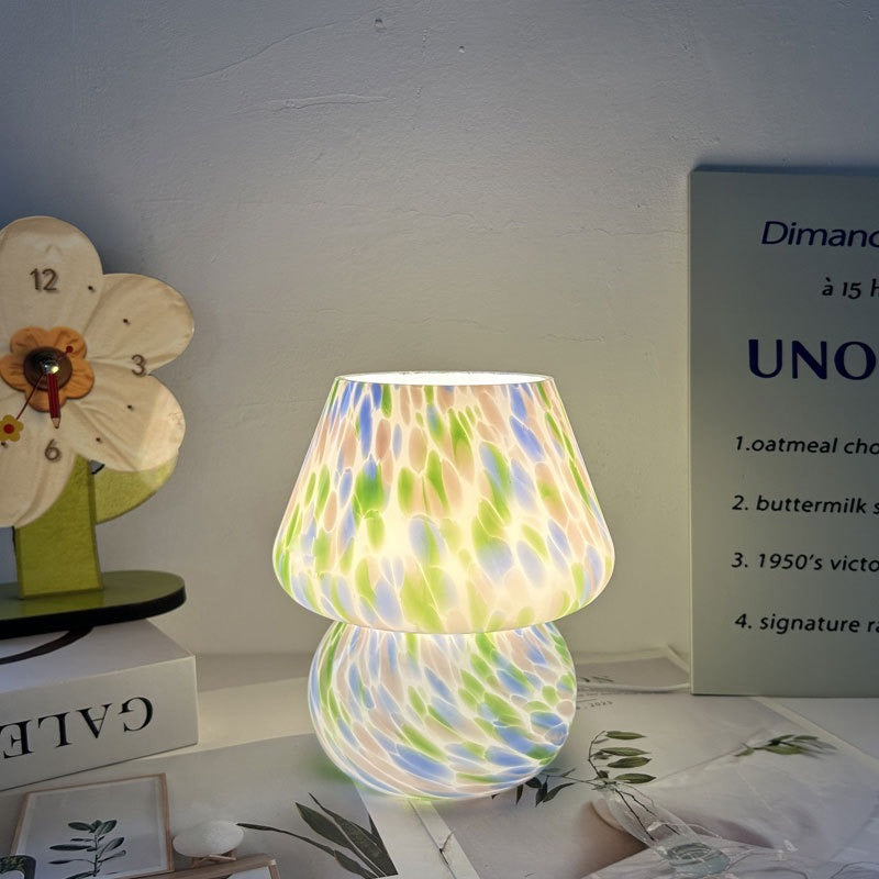 Naomi – Kreative Pilz Nachttischlampe
