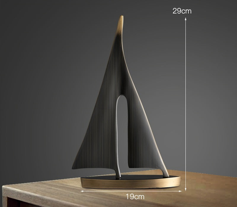 Aurelian – Segelboot-Skulptur