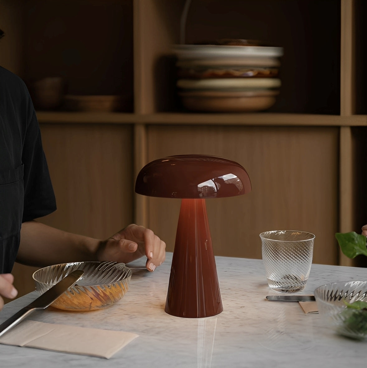 Moshi – Moderne Tischlampe