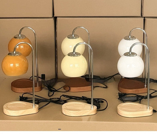 Miyu – Kreative Massivholz-Wachs-Schmelz Tischlampe