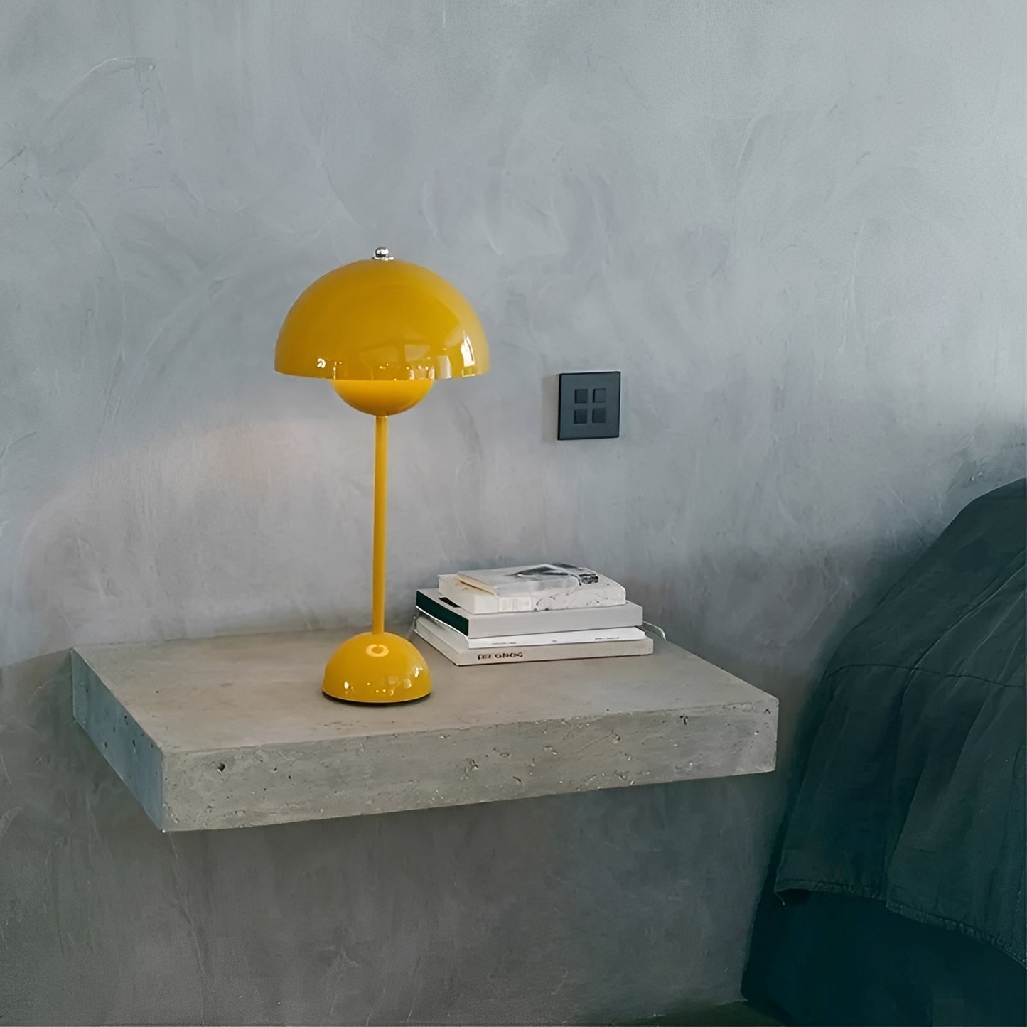 Mona – Aufladbare Pilz-Tischlampe