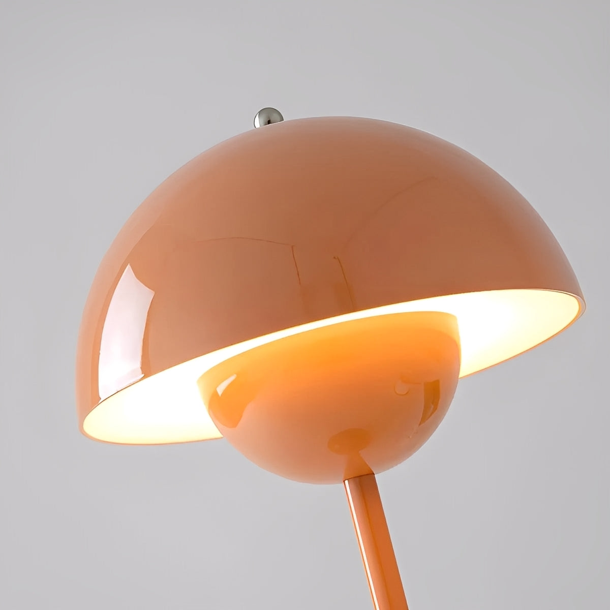 Elina – Elegante Nachttischlampe